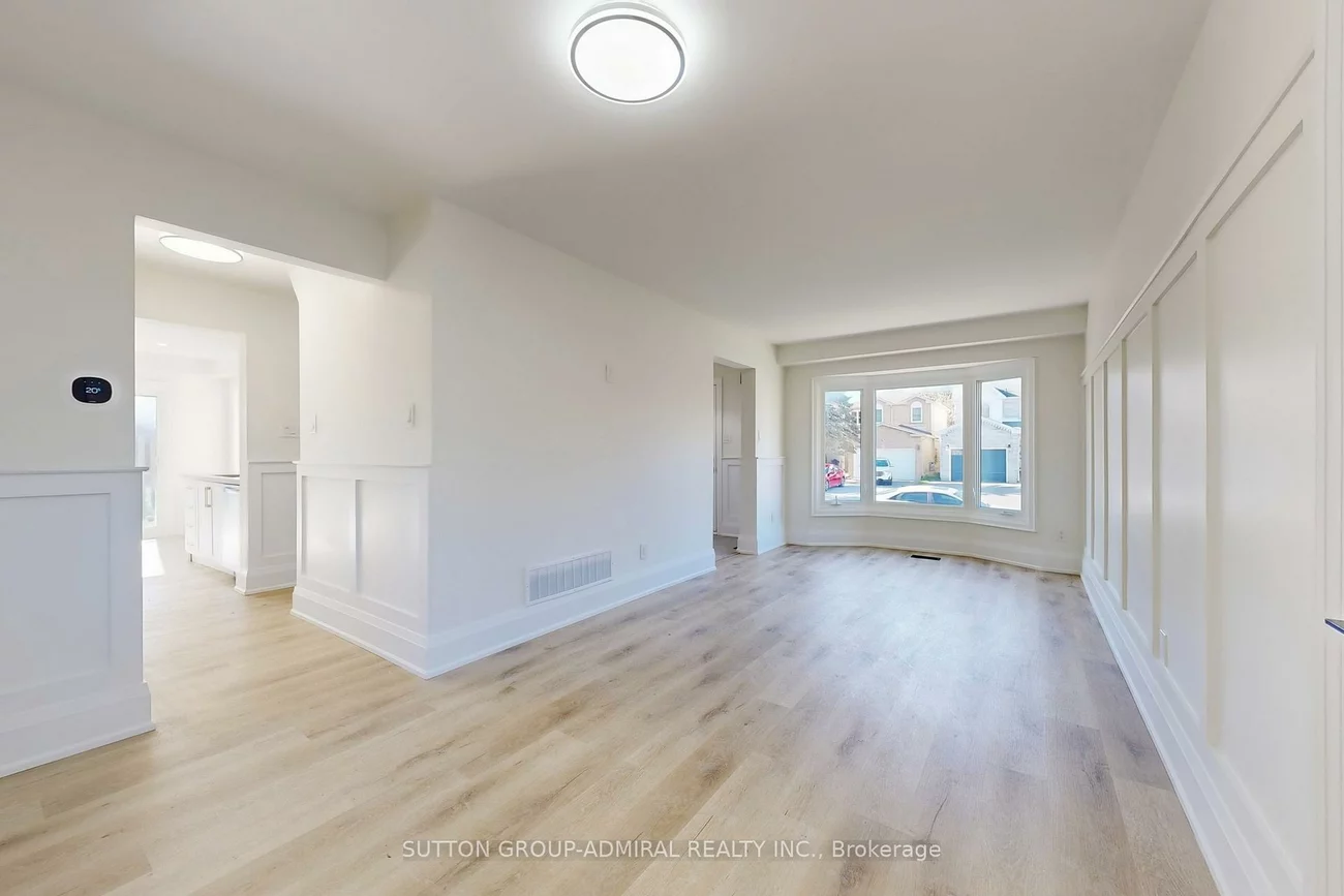 2213, Chalmers, Alcona, Innisfil