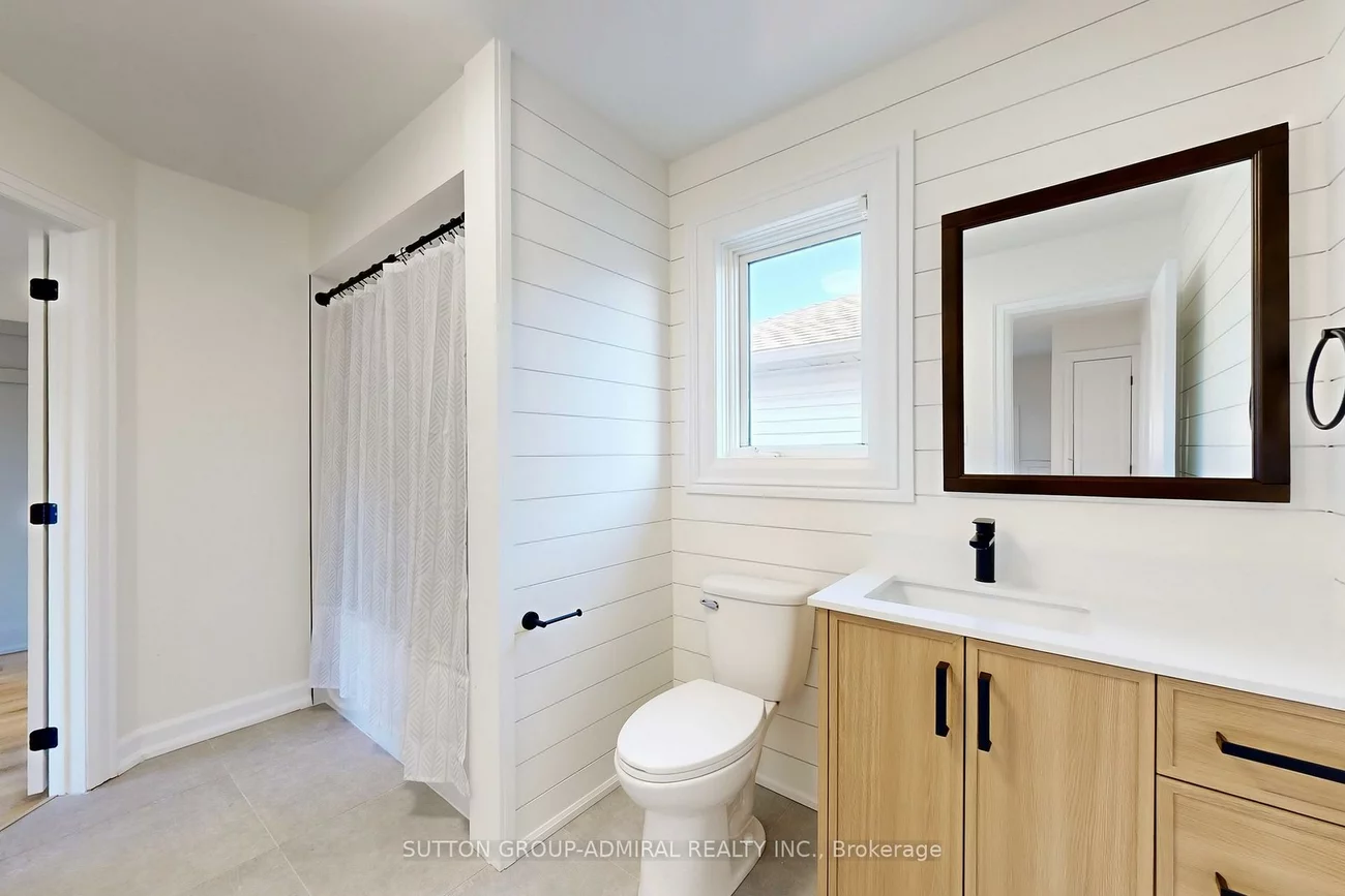 2213, Chalmers, Alcona, Innisfil