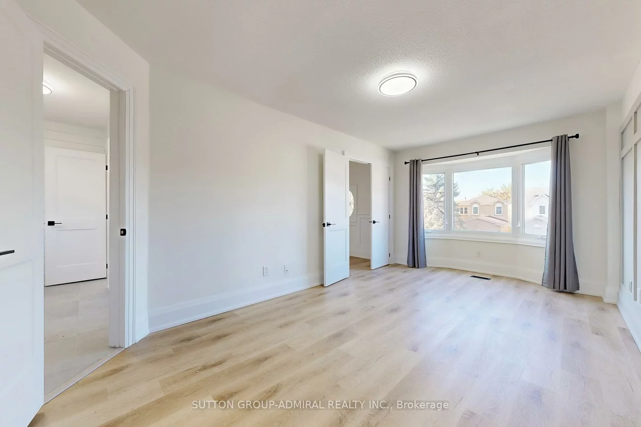 2213, Chalmers, Alcona, Innisfil