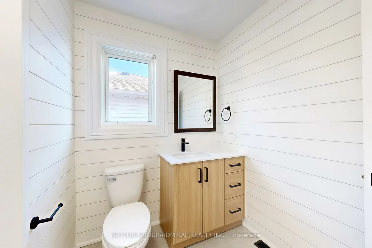 2213, Chalmers, Alcona, Innisfil