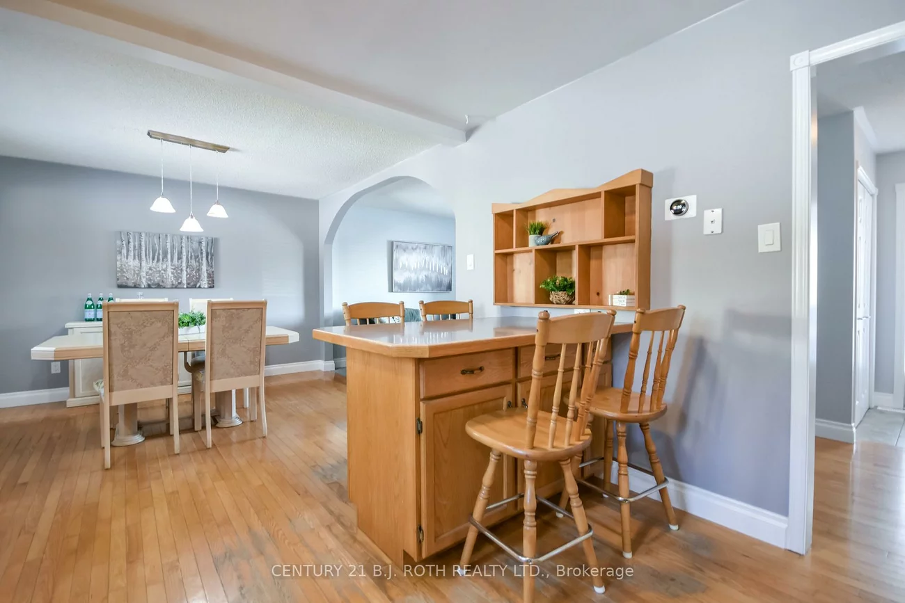 2246, Richardson, Stroud, Innisfil