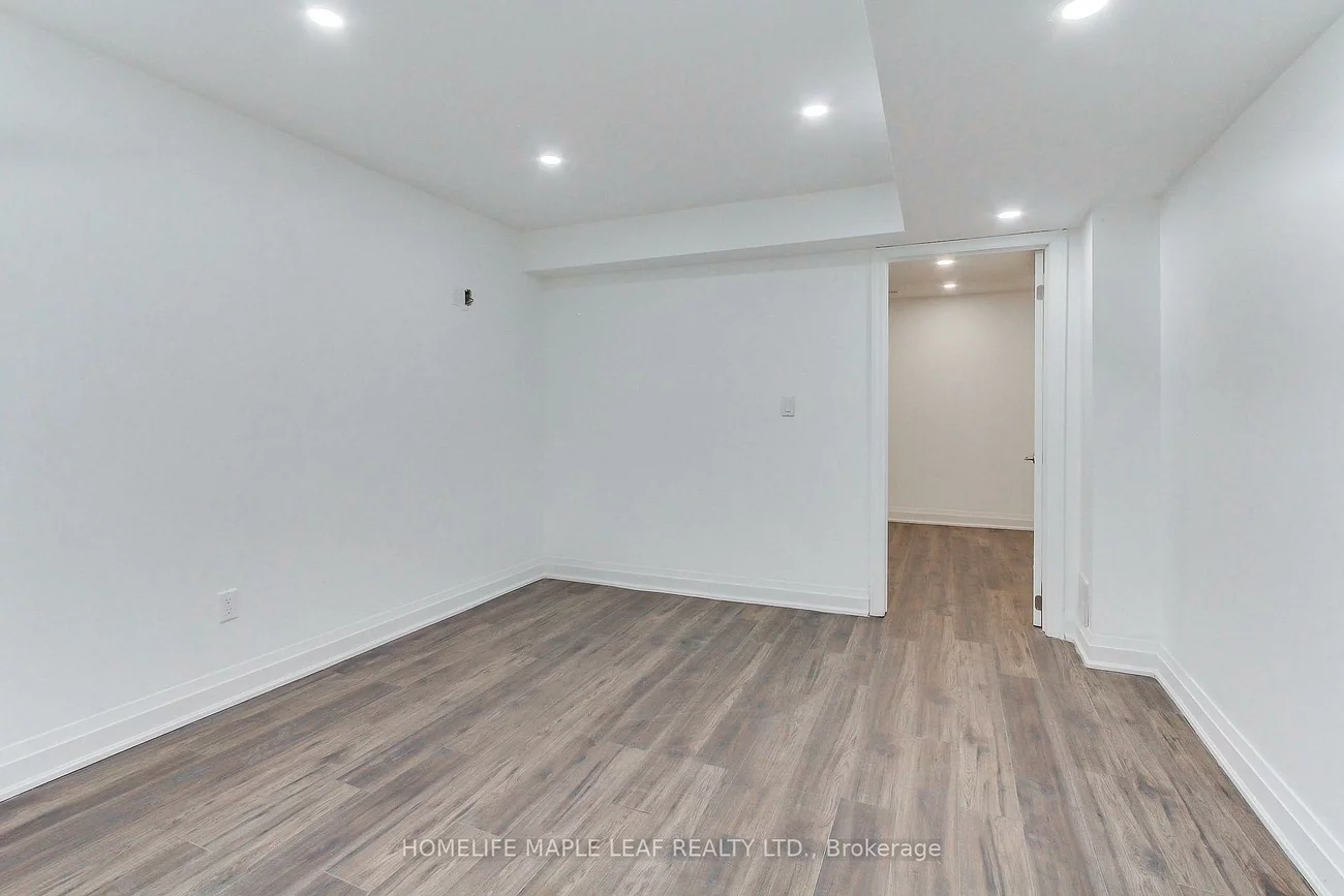 2180, Dawson, Alcona, Innisfil