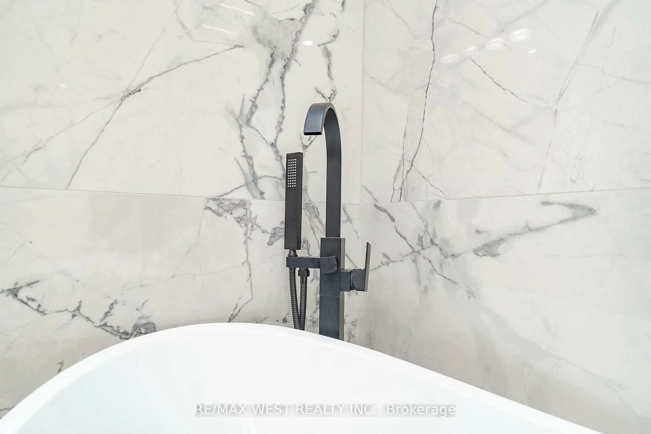 7118, Yonge, Rural Innisfil, Innisfil