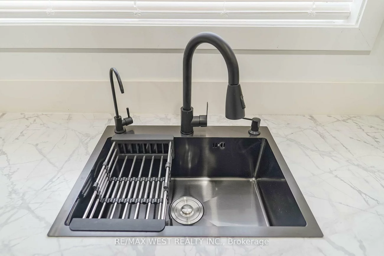 7118, Yonge, Rural Innisfil, Innisfil