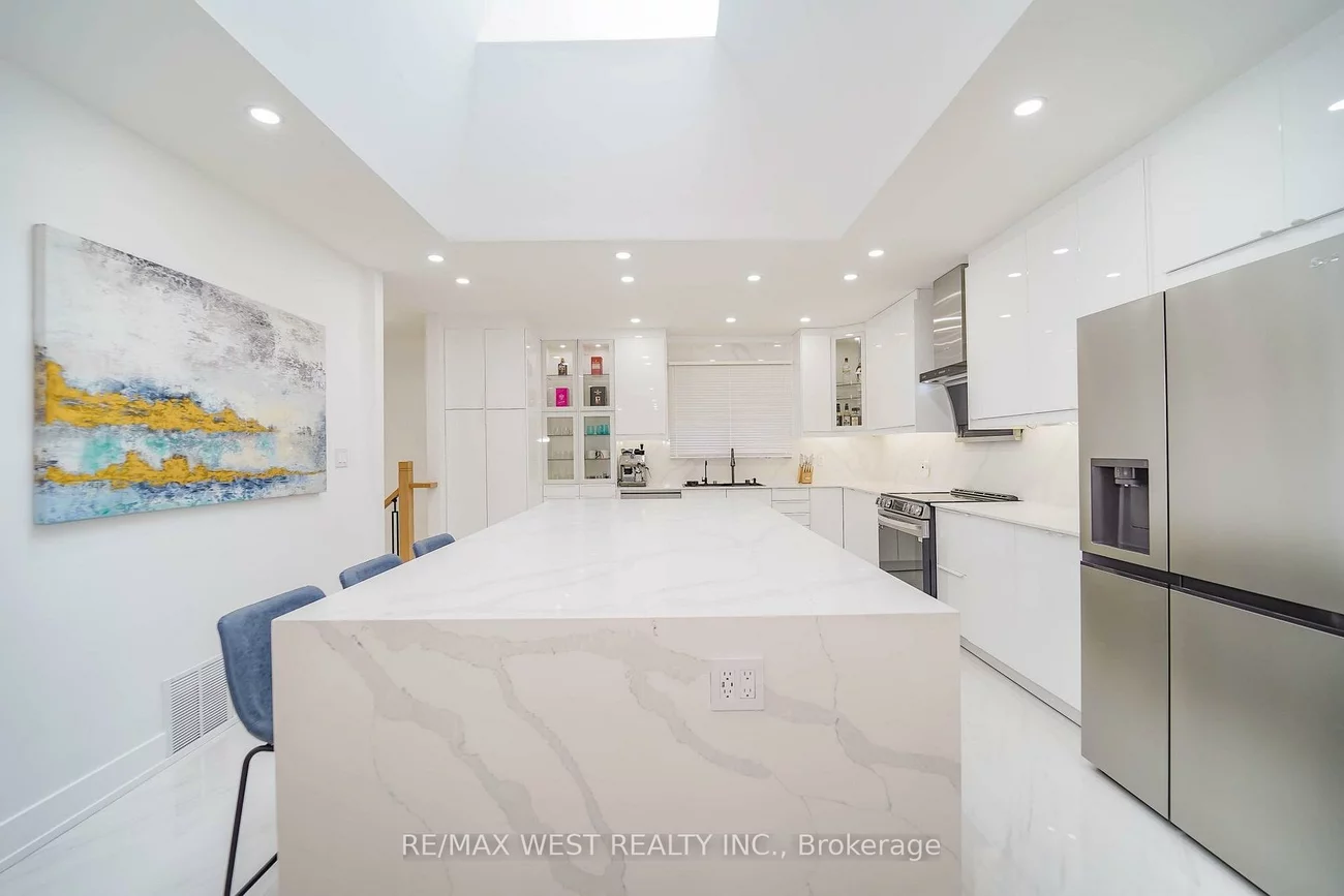 7118, Yonge, Rural Innisfil, Innisfil