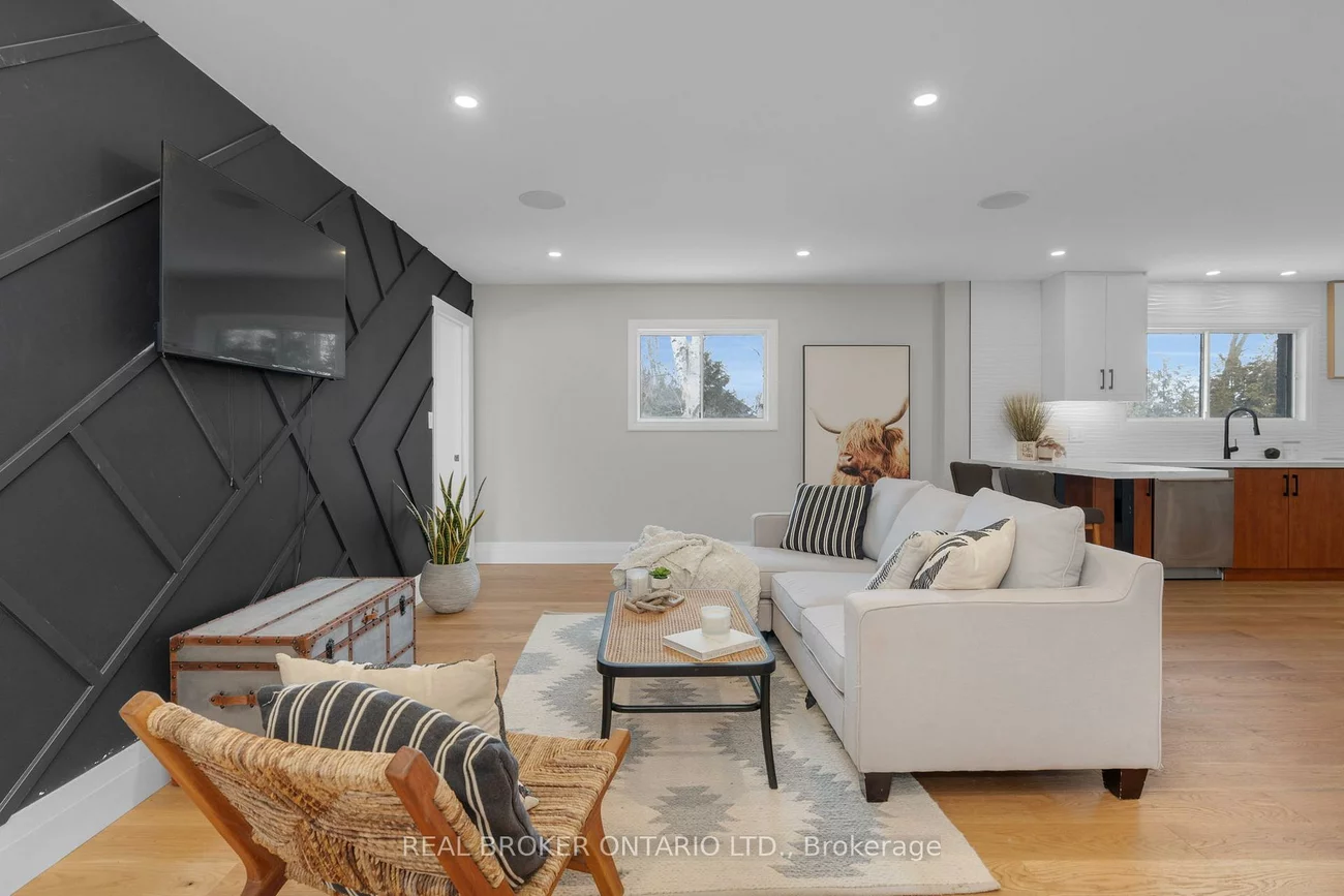 943, Barry, Rural Innisfil, Innisfil