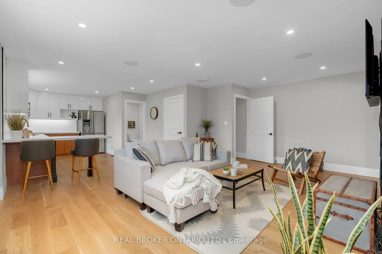 943, Barry, Rural Innisfil, Innisfil