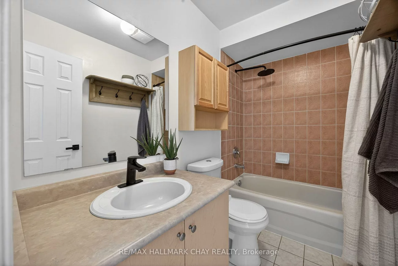 1412, Forest, Alcona, Innisfil