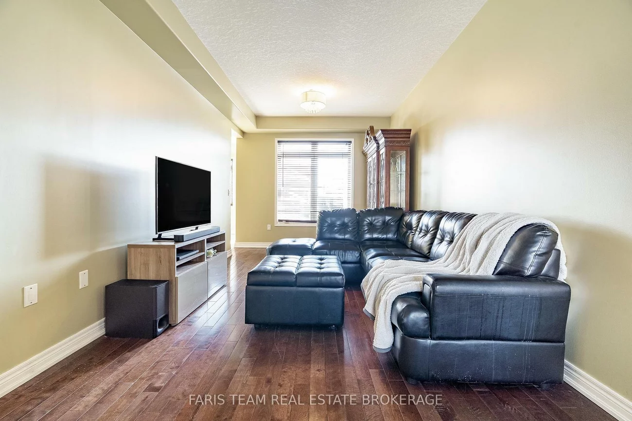 1845, Lamstone, Alcona, Innisfil