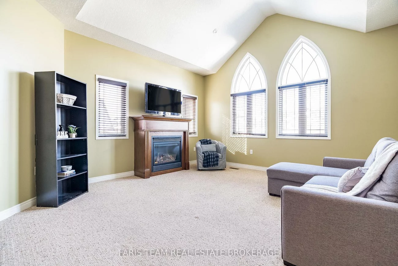 1845, Lamstone, Alcona, Innisfil