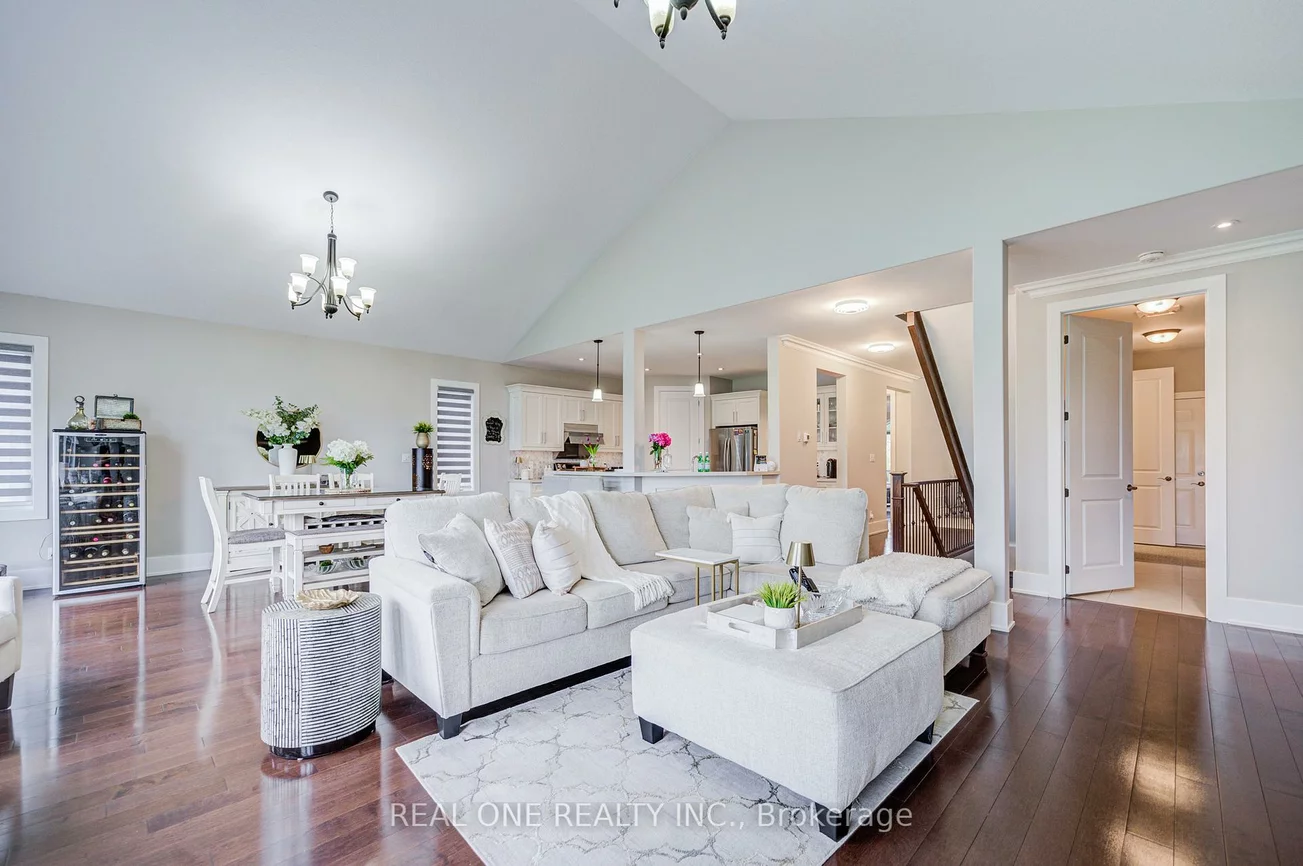 295, Sunnybrae, Stroud, Innisfil