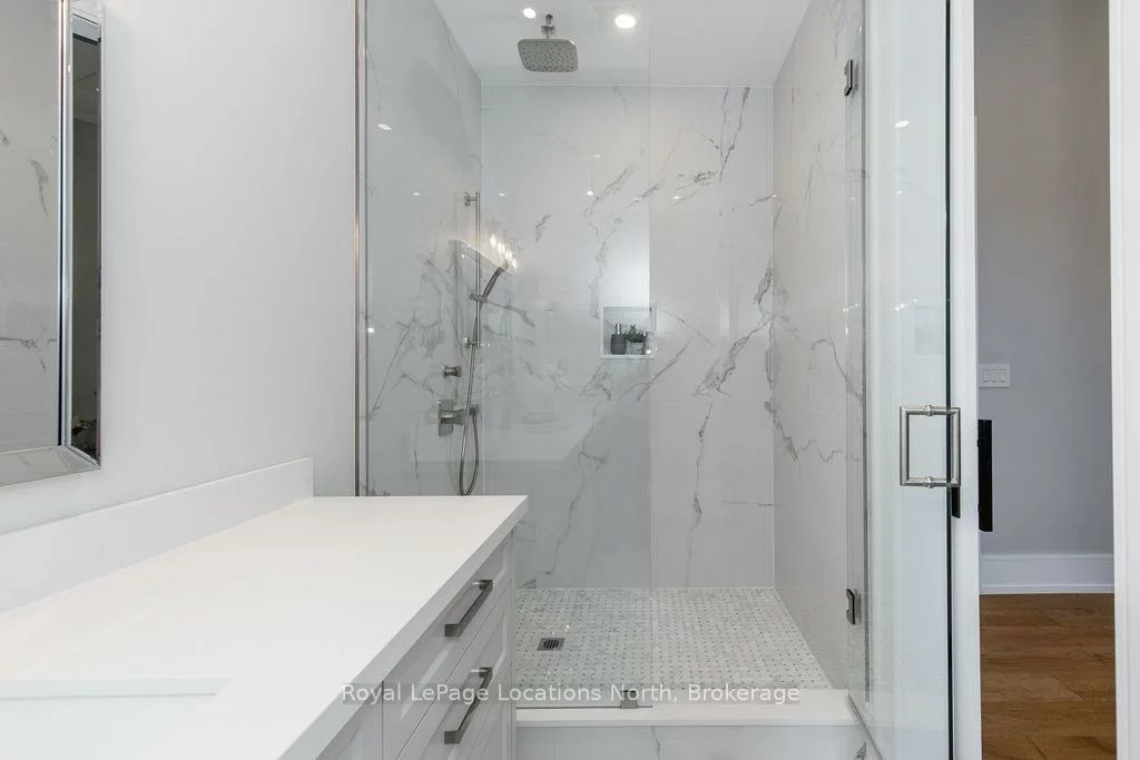 22, EAST JOHN, Cookstown, Innisfil