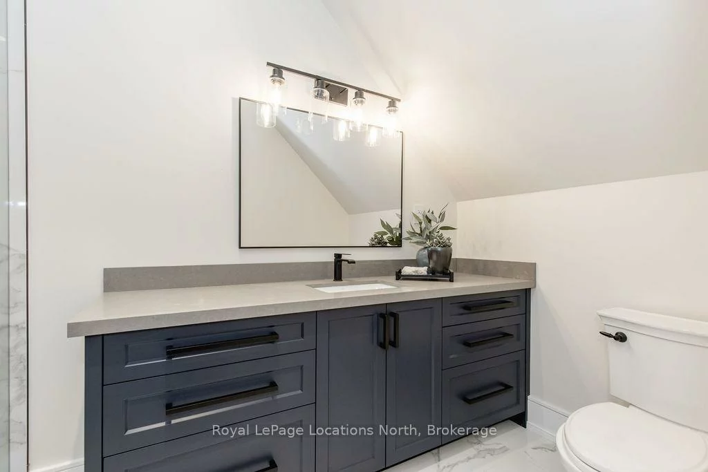 22, EAST JOHN, Cookstown, Innisfil