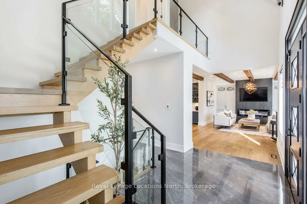 22, EAST JOHN, Cookstown, Innisfil