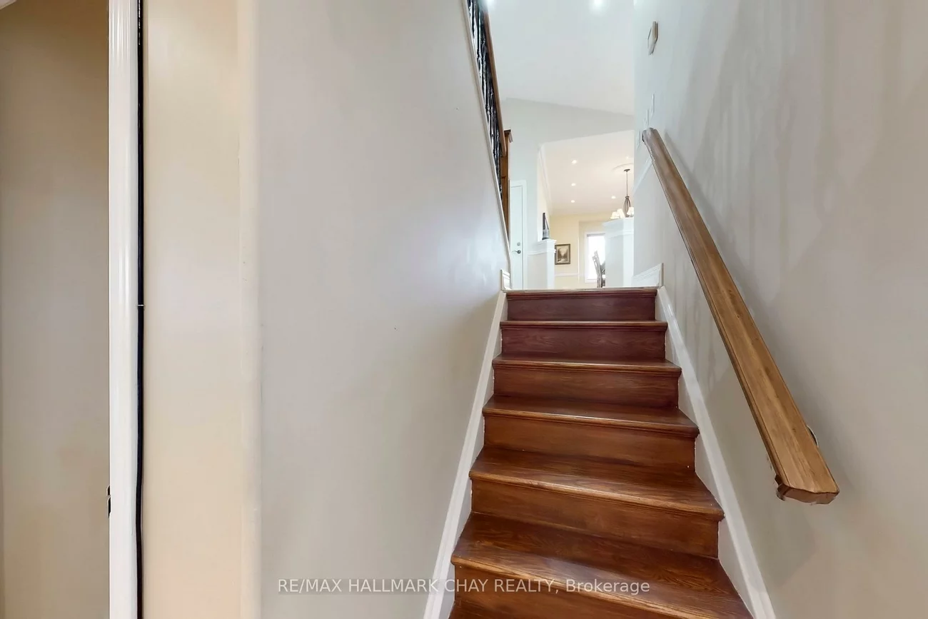 1069, Booth, Alcona, Innisfil