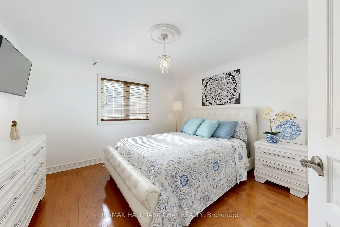 1069, Booth, Alcona, Innisfil