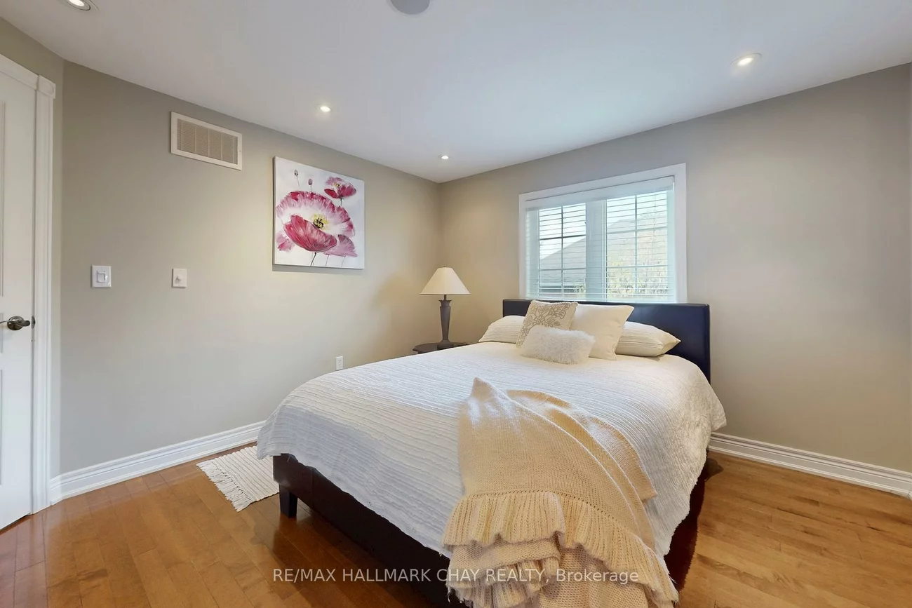 1069, Booth, Alcona, Innisfil