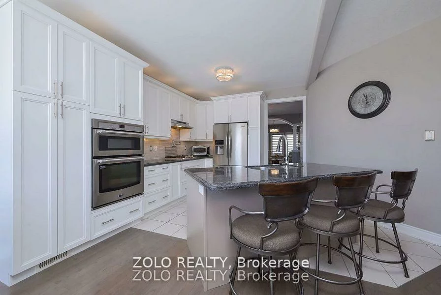 1680, Angus, Alcona, Innisfil