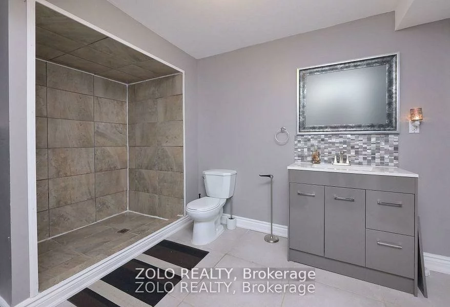 1680, Angus, Alcona, Innisfil