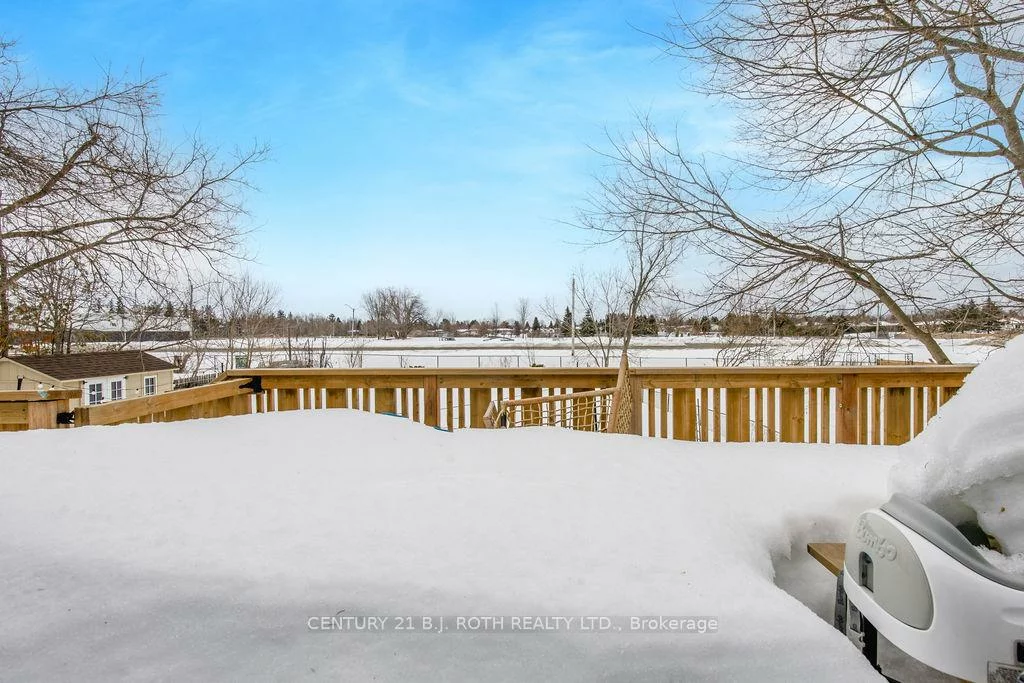 7845, YONGE, Stroud, Innisfil