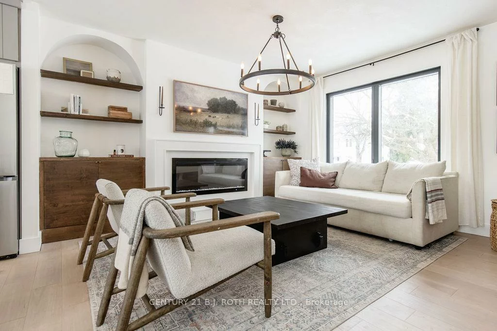 7845, YONGE, Stroud, Innisfil