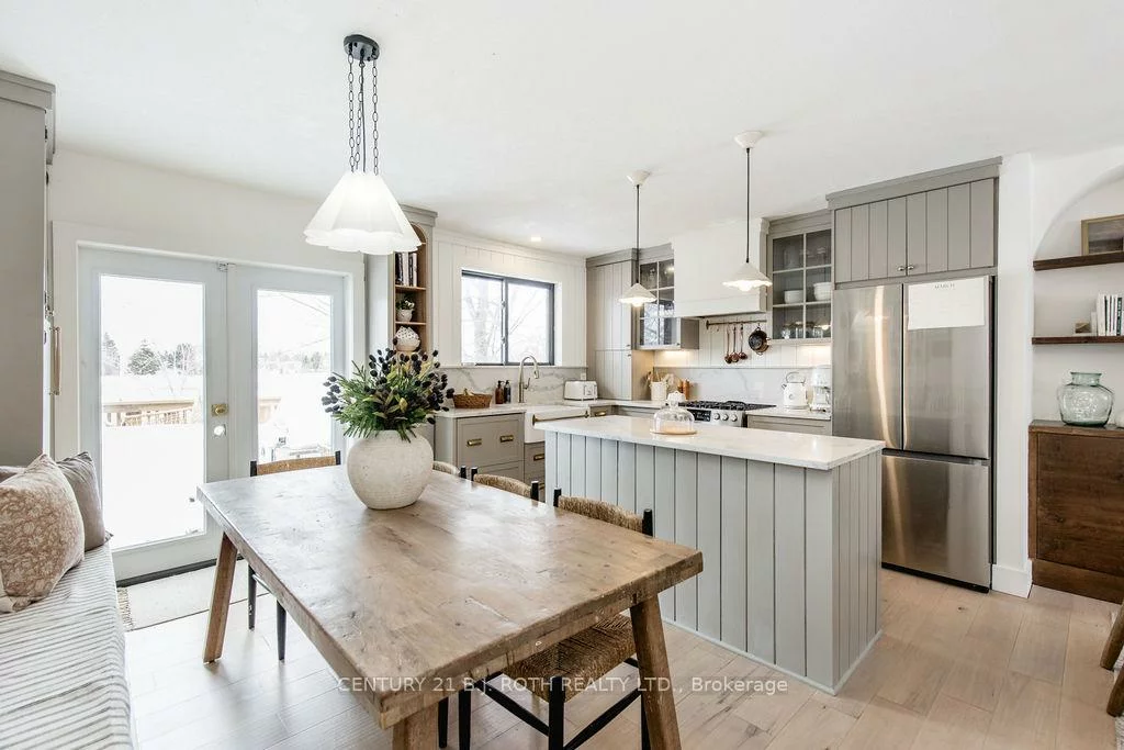 7845, YONGE, Stroud, Innisfil