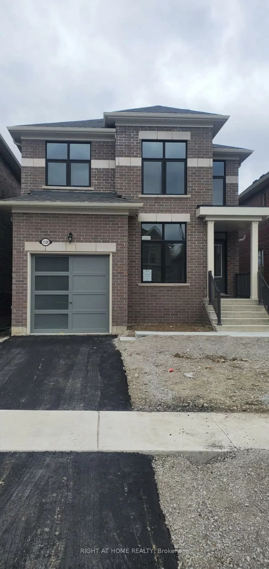 1320, Davis, Lefroy, Innisfil