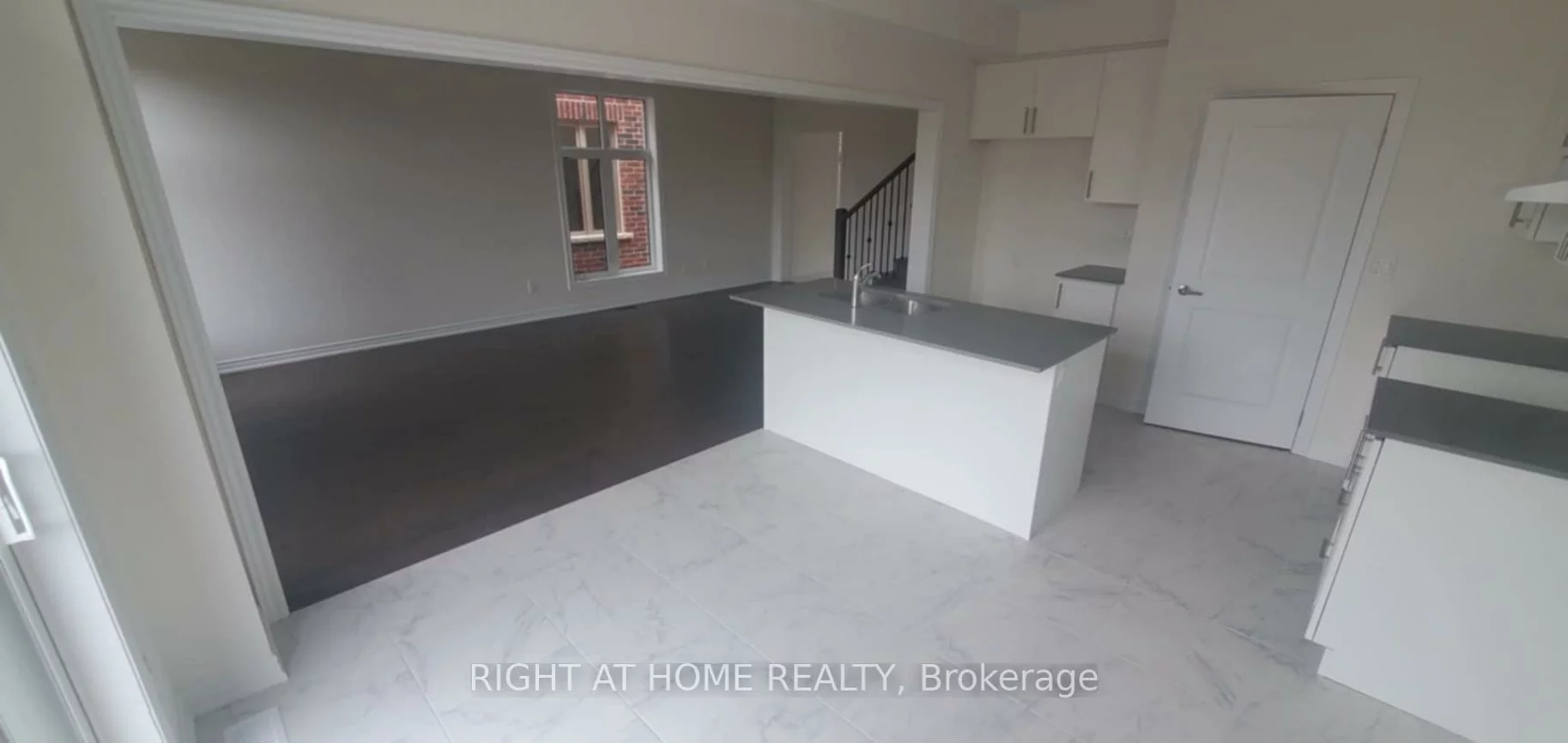 1320, Davis, Lefroy, Innisfil