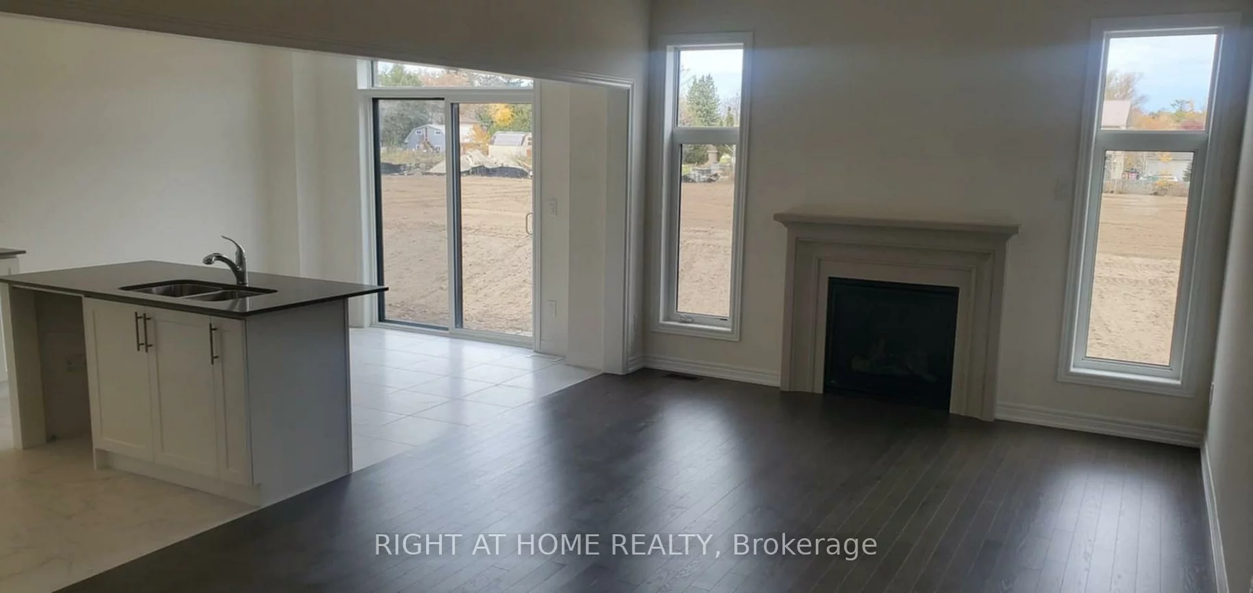 1320, Davis, Lefroy, Innisfil