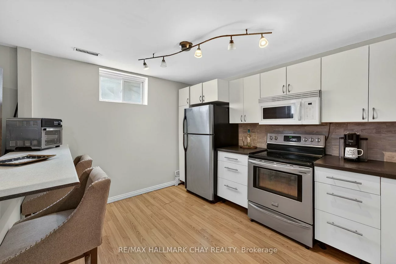 2175, Adullam, Alcona, Innisfil