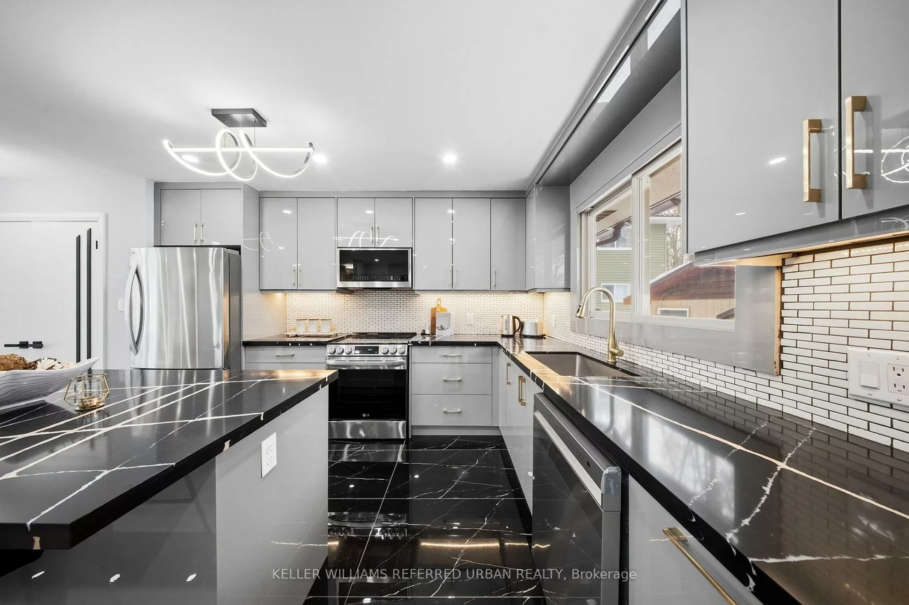 3866, Dixon, Rural Innisfil, Innisfil