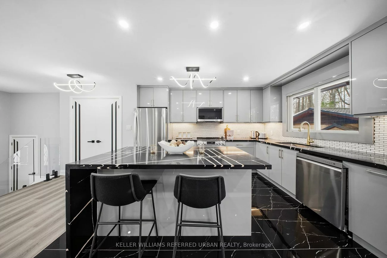 3866, Dixon, Rural Innisfil, Innisfil