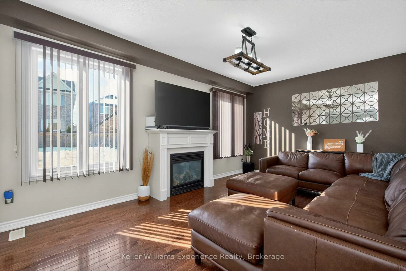 2090, Webster, Alcona, Innisfil