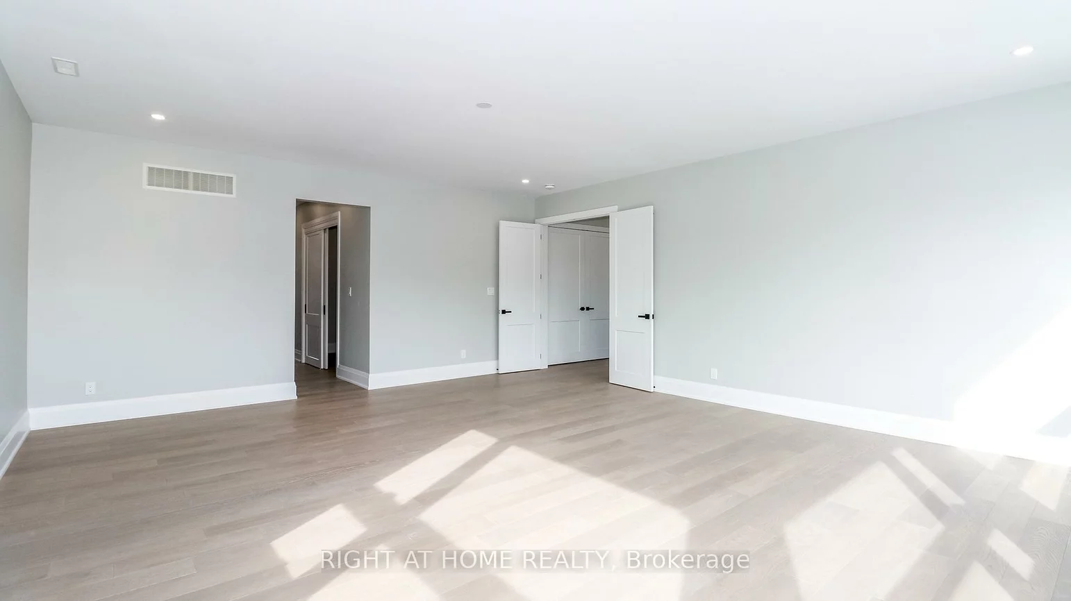 1012, Ferrier, Lefroy, Innisfil