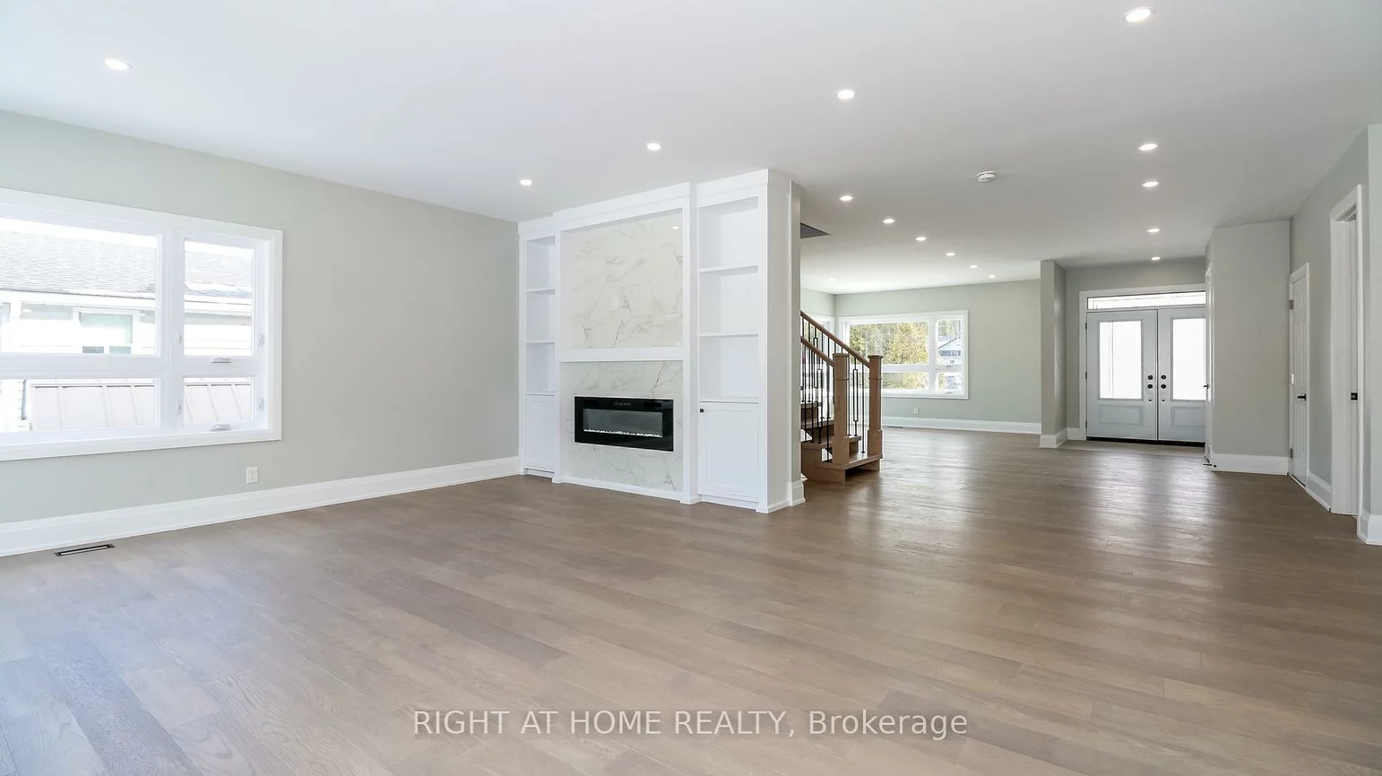 1012, Ferrier, Lefroy, Innisfil