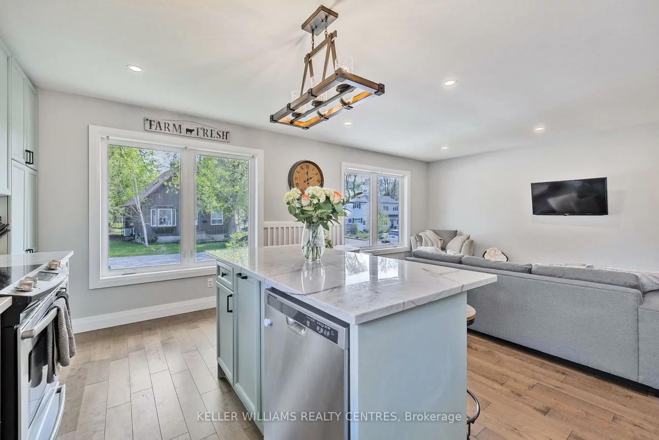 4, Selby, Cookstown, Innisfil