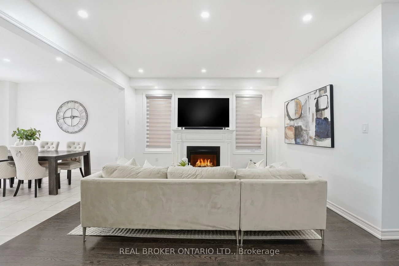 2056, Dale, Alcona, Innisfil