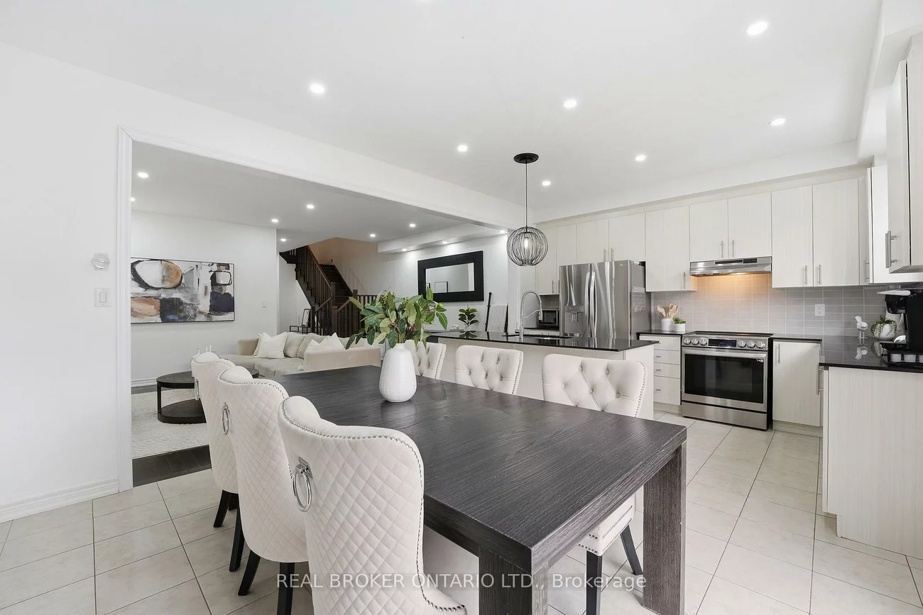 2056, Dale, Alcona, Innisfil