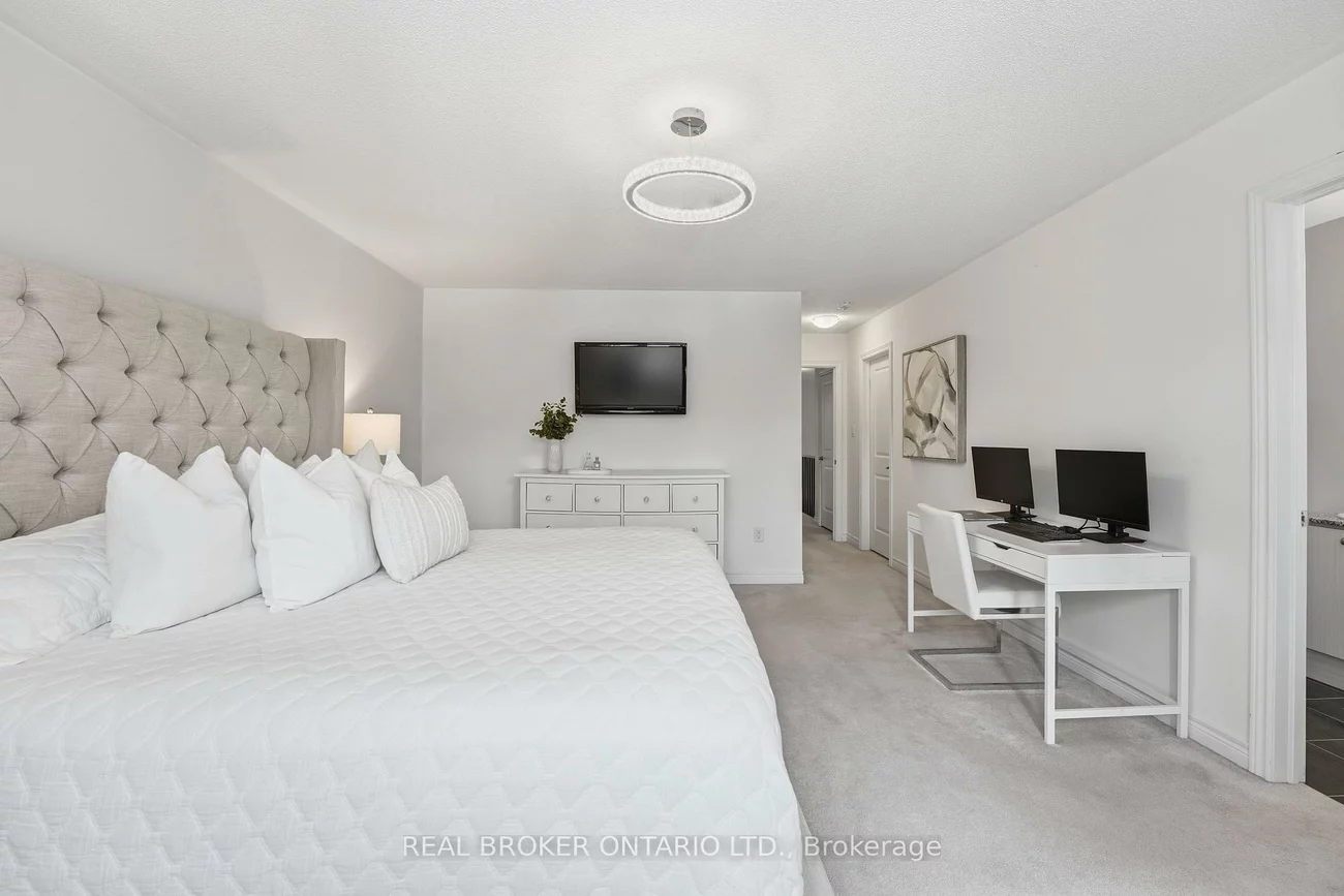 2056, Dale, Alcona, Innisfil