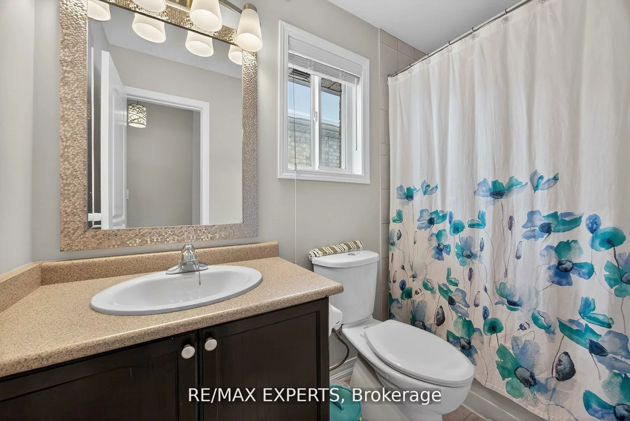 2166, Nevils, Alcona, Innisfil