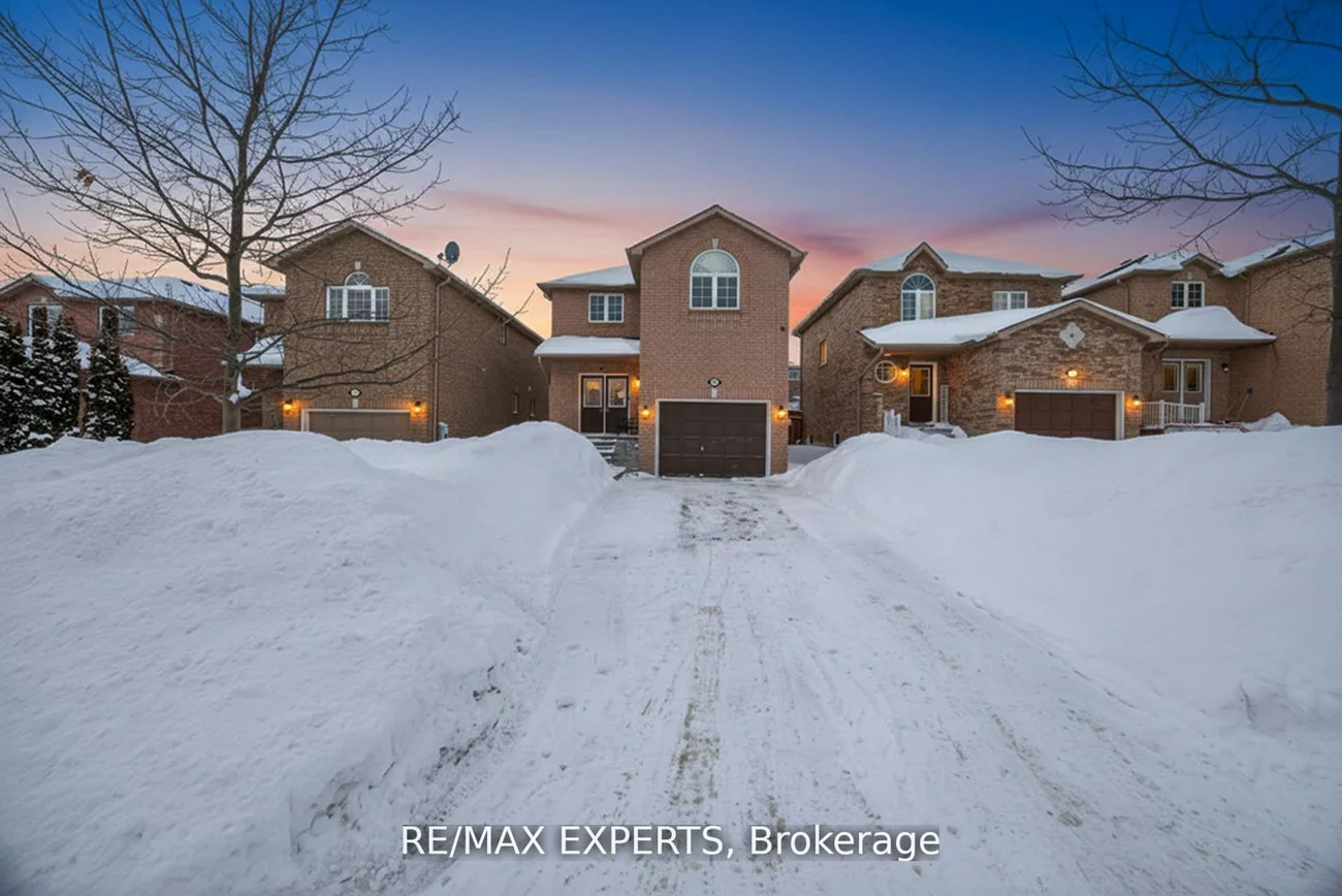 2166, Nevils, Alcona, Innisfil