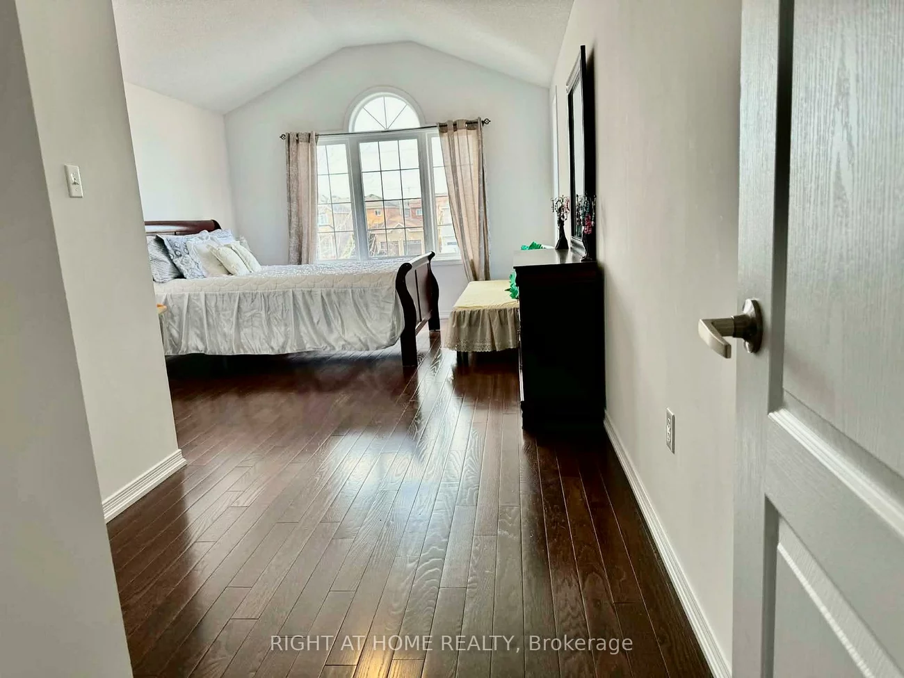 2110, galloway, Alcona, Innisfil