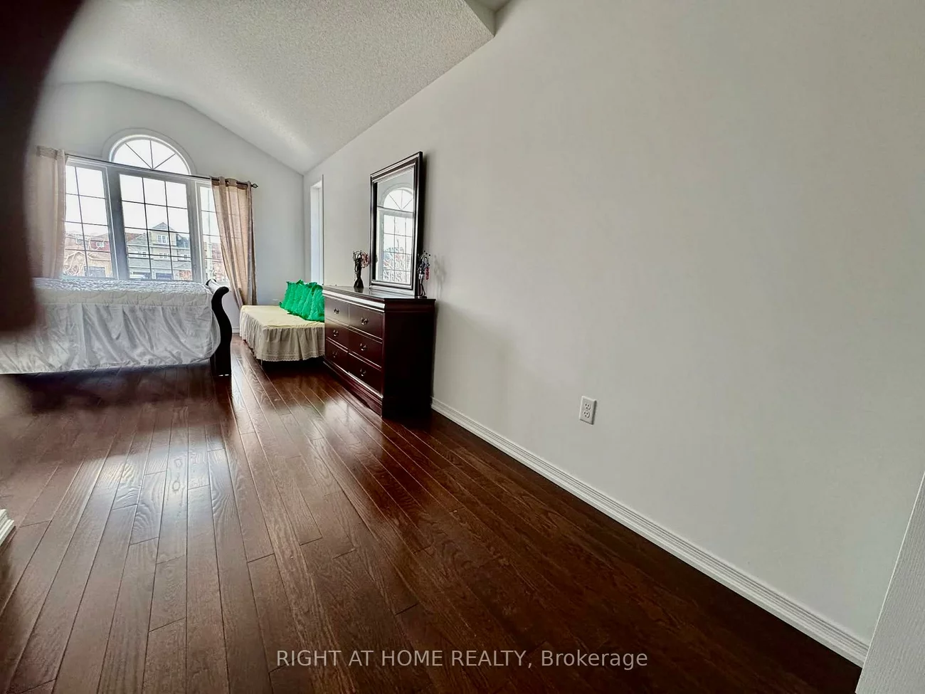 2110, galloway, Alcona, Innisfil