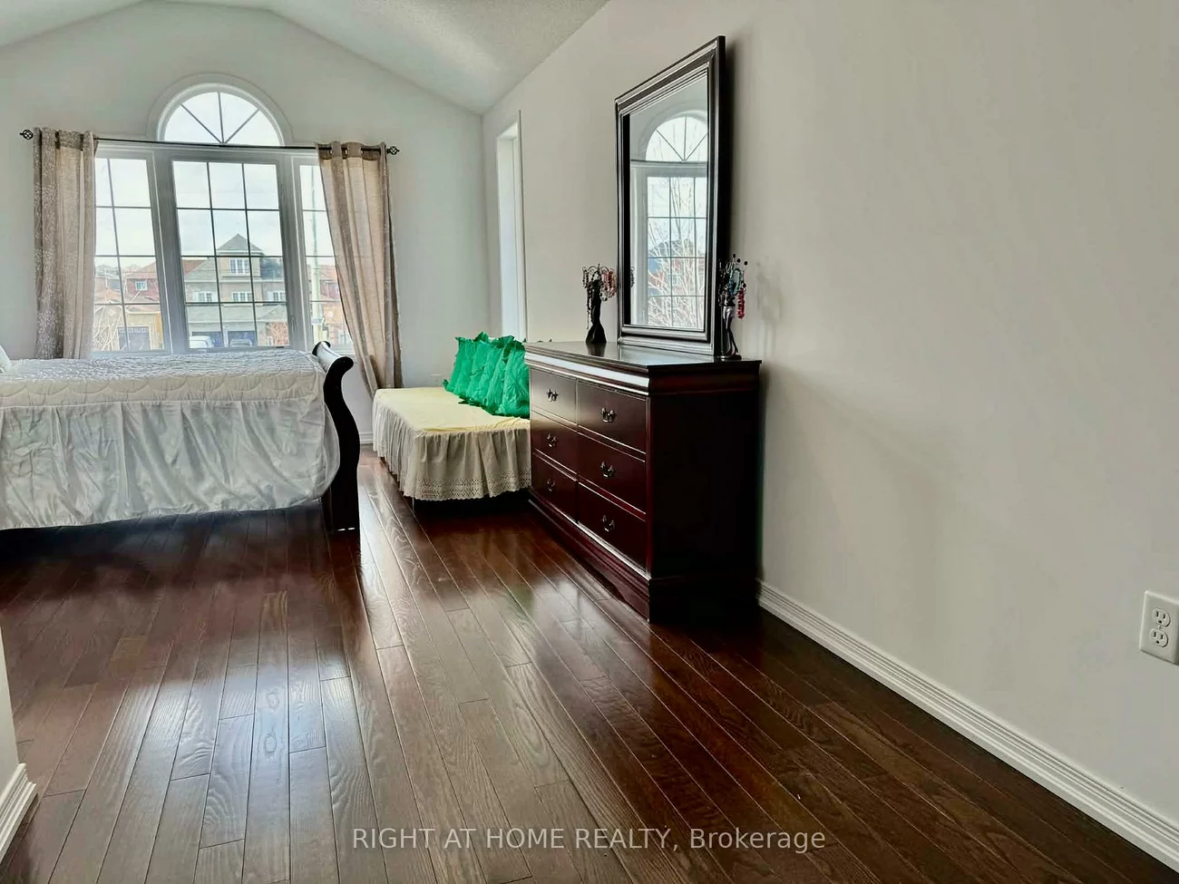 2110, galloway, Alcona, Innisfil