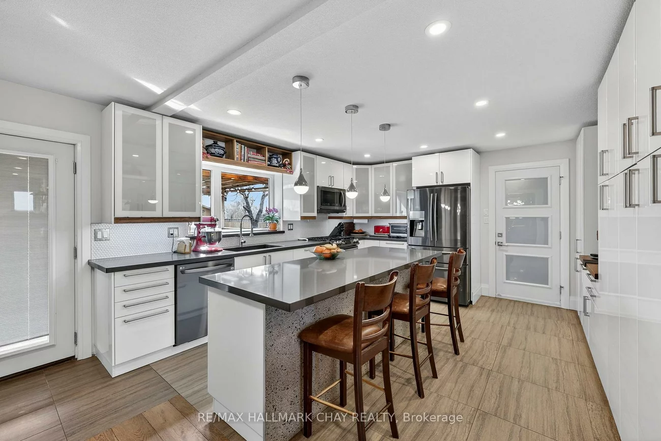 2151, Hughes, Gilford, Innisfil