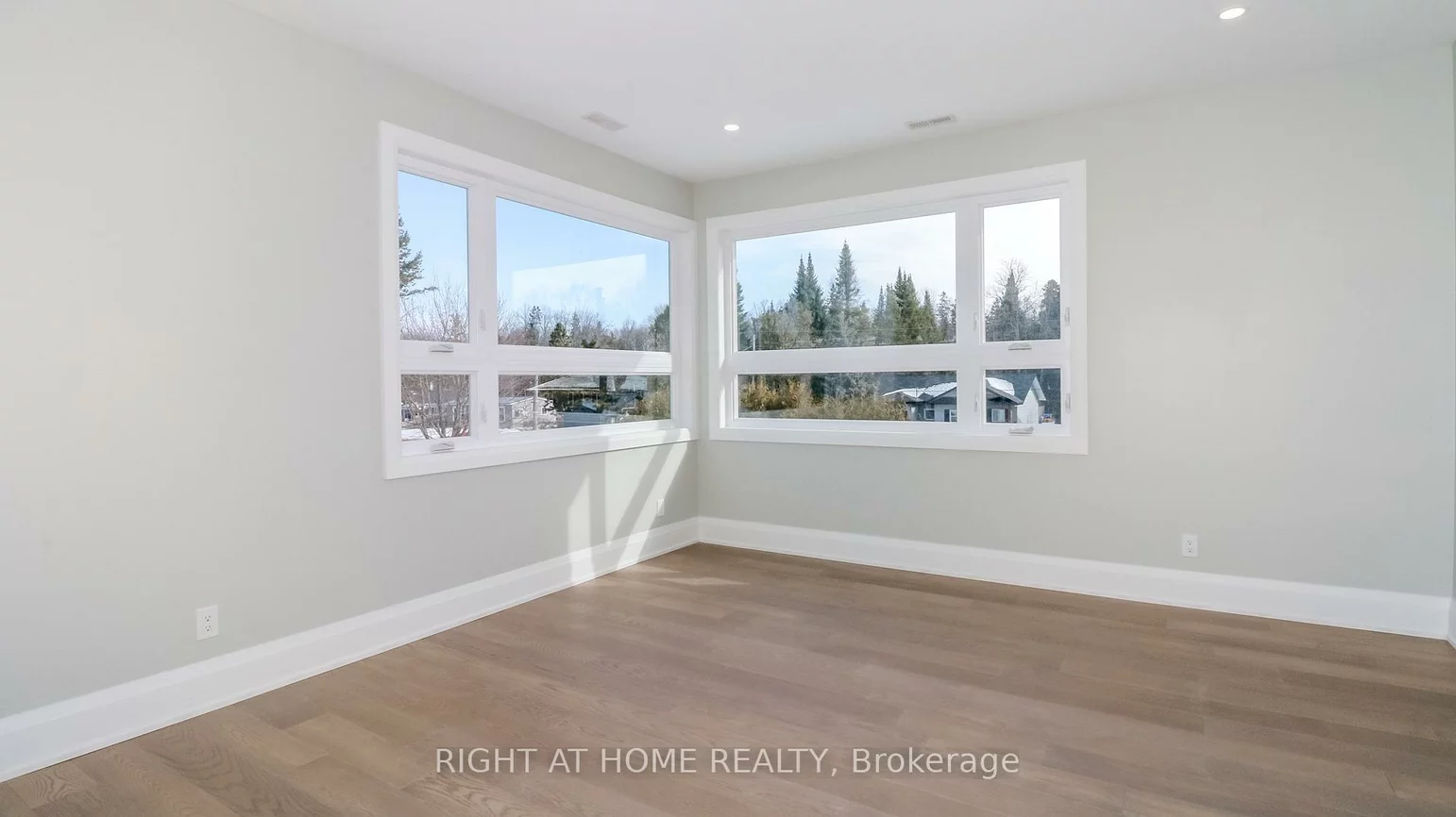 1012, Ferrier, Lefroy, Innisfil