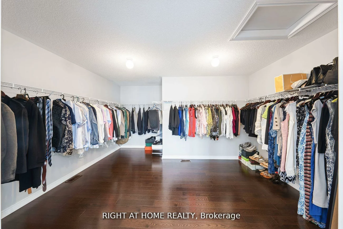 1655, Emberton, Alcona, Innisfil