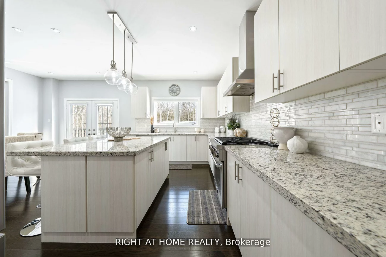 1655, Emberton, Alcona, Innisfil