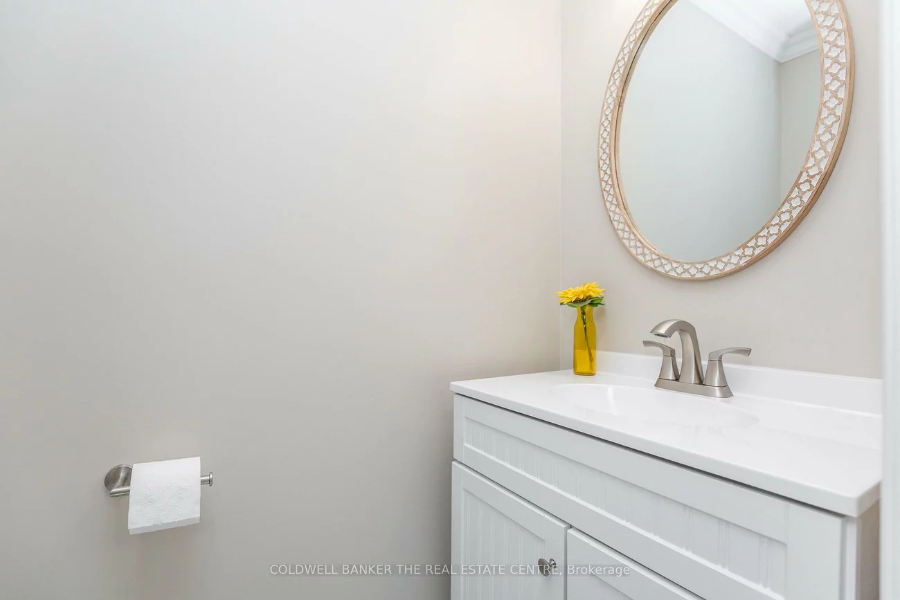 2218, Mildred, Alcona, Innisfil