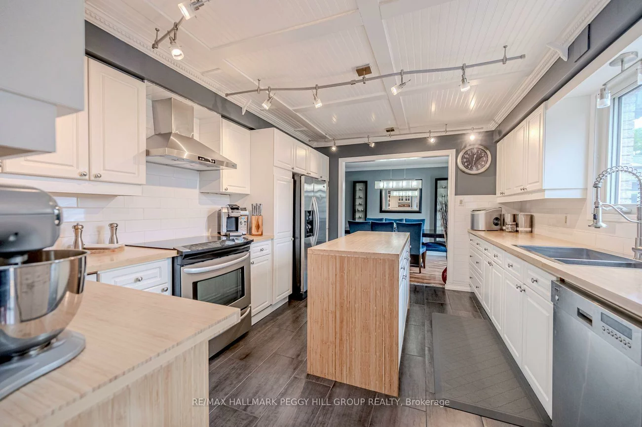 1923, 10th, Stroud, Innisfil